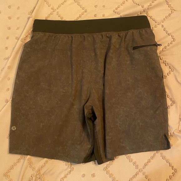 Lululemon Zeroed In Linerless Short 7" - Picture 4 of 5